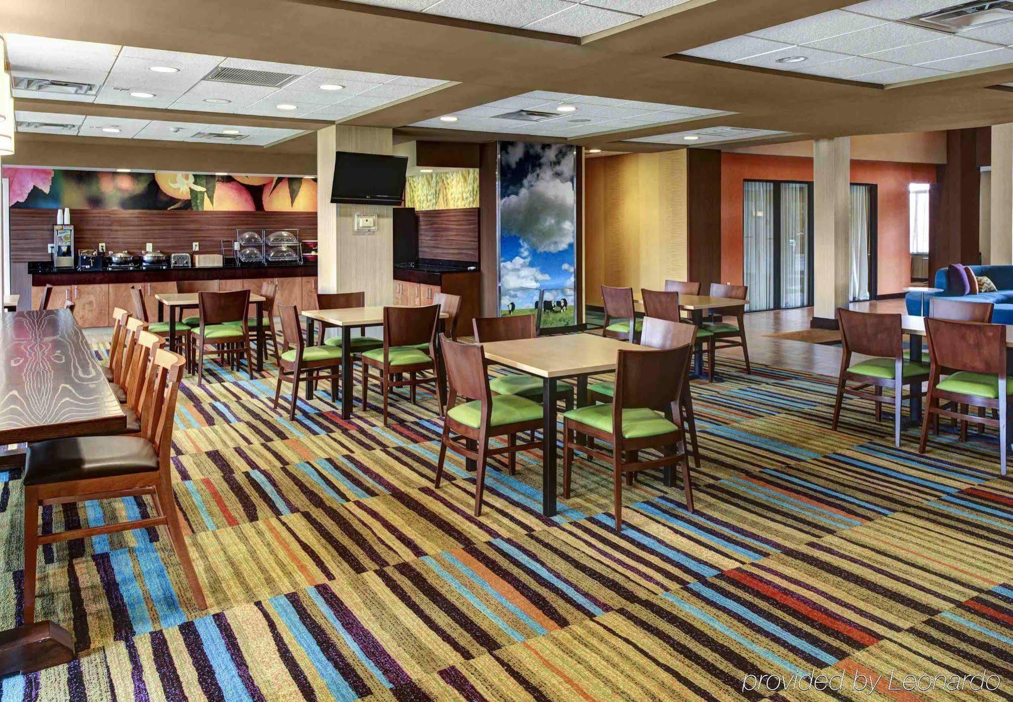 Fairfield Inn & Suites By Marriott Anniston Оксфорд Экстерьер фото