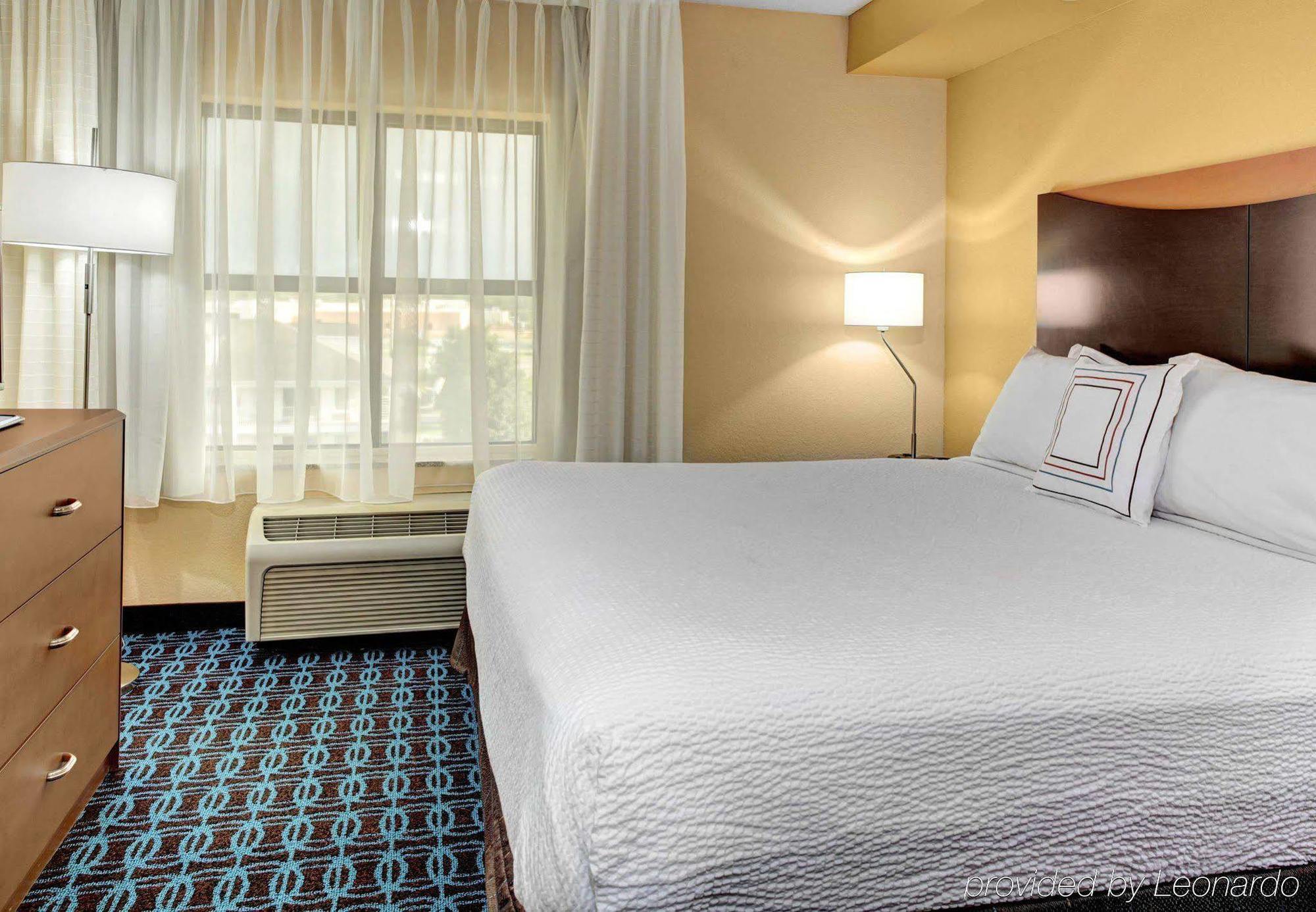 Fairfield Inn & Suites By Marriott Anniston Оксфорд Экстерьер фото